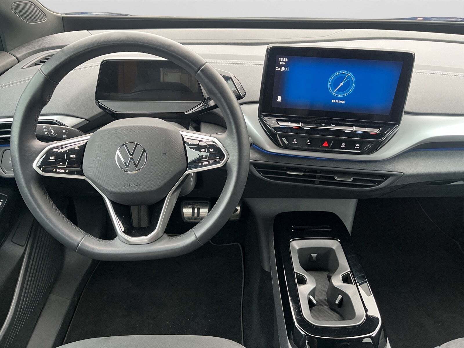Blå VW ID.4 fra 2023
