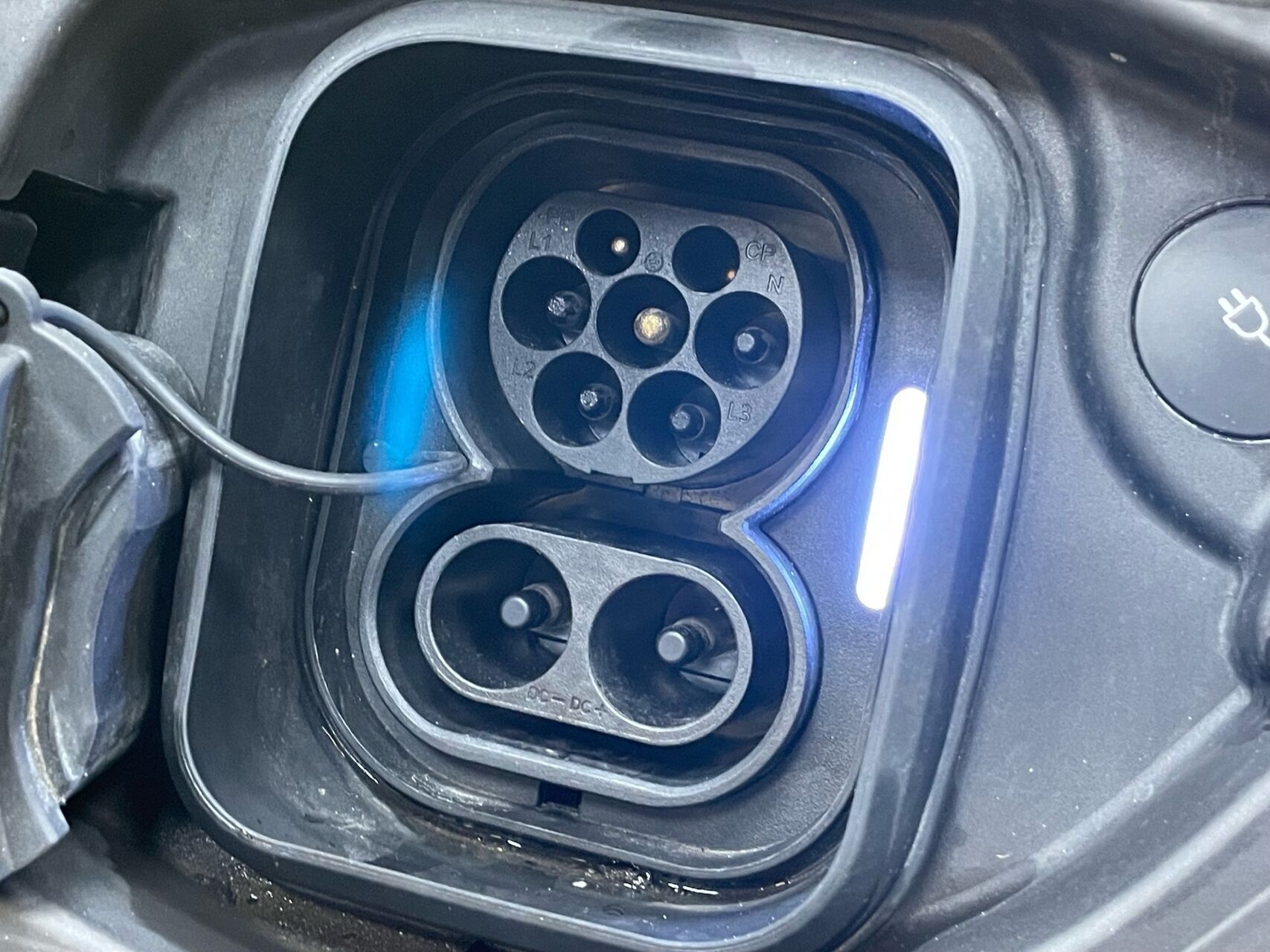 Hvid Polestar 2 fra 2022