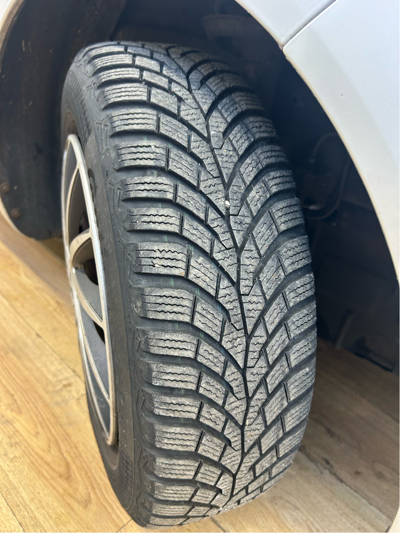 Sølv Chevrolet Spark fra 2012