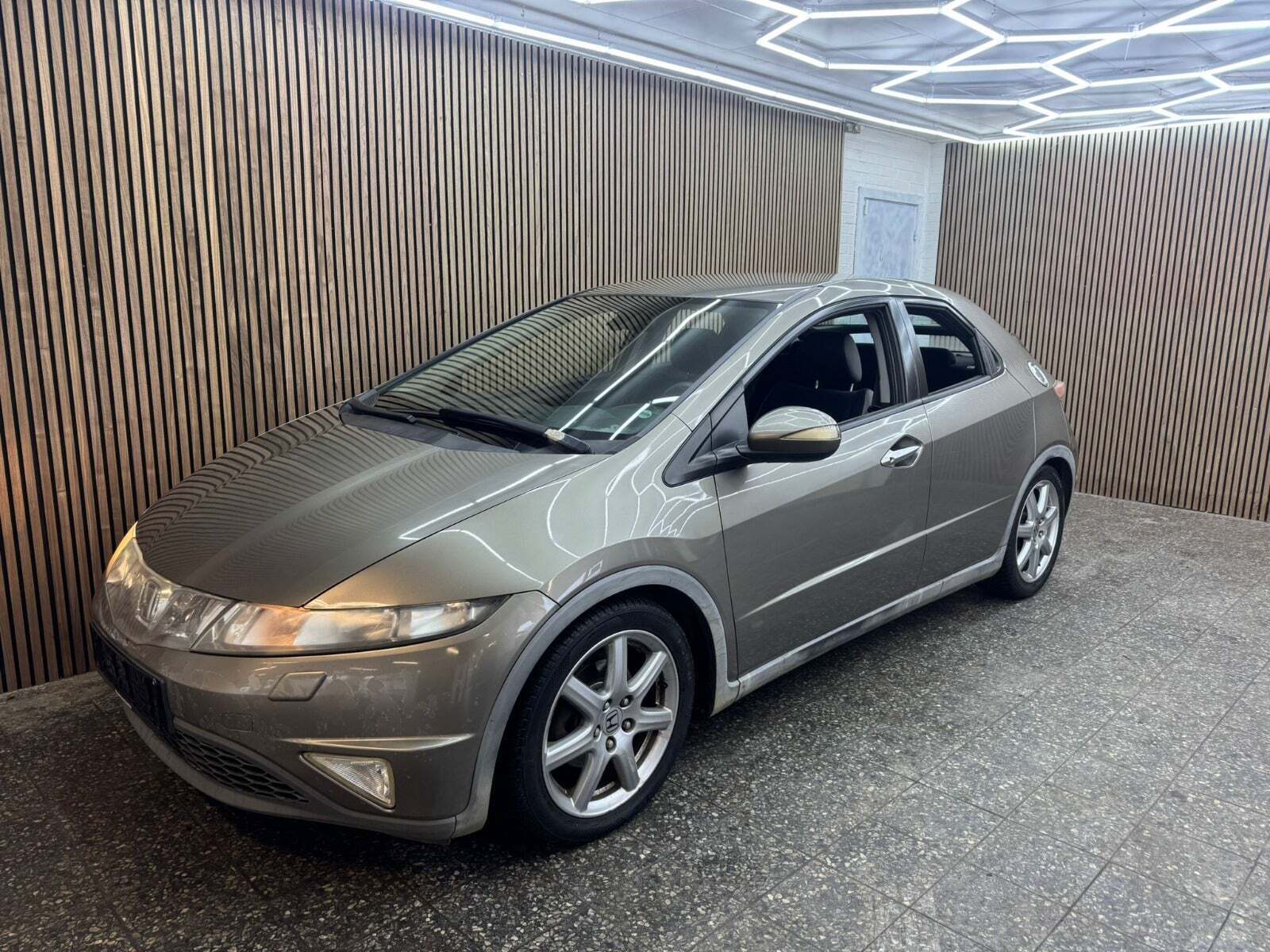Honda Civic 1,8 Sport