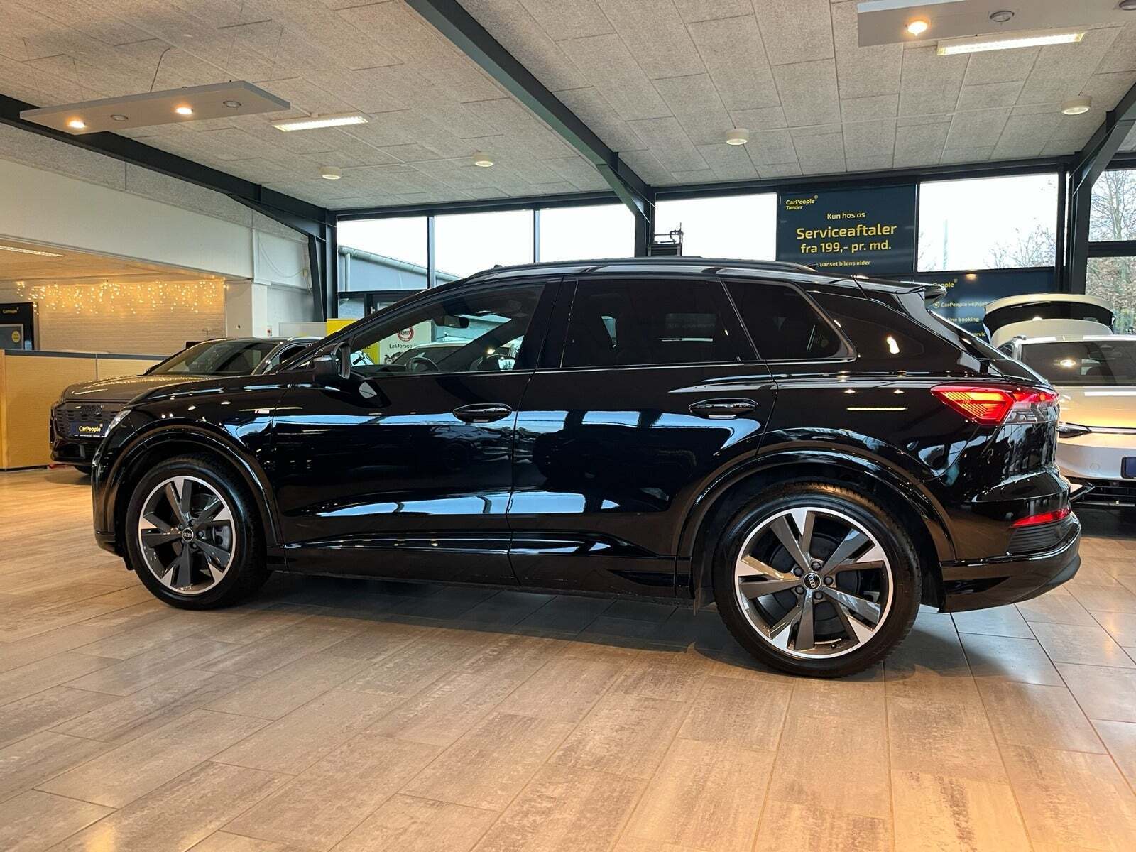 Audi Q4 e-tron 45 S-line