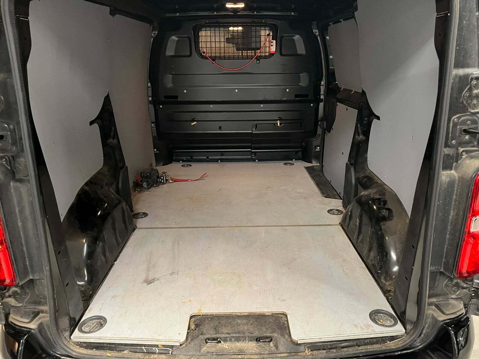 Citroën Jumpy 2,0 BlueHDi 180 L2 MasterLine EAT8