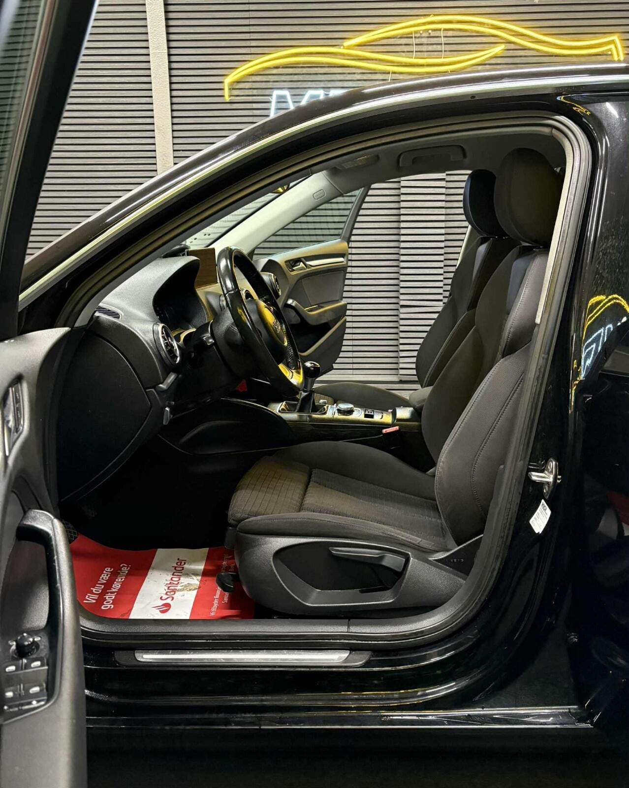 Audi A3 1,6 TDi Ambiente Sportback