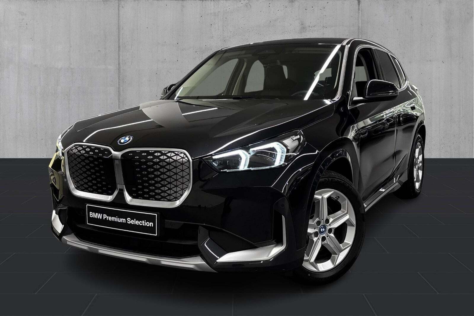 BMW iX1 eDrive20 X-Line