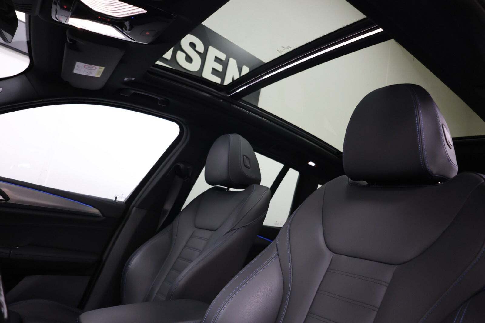 BMW iX3 Charged Plus M-Sport