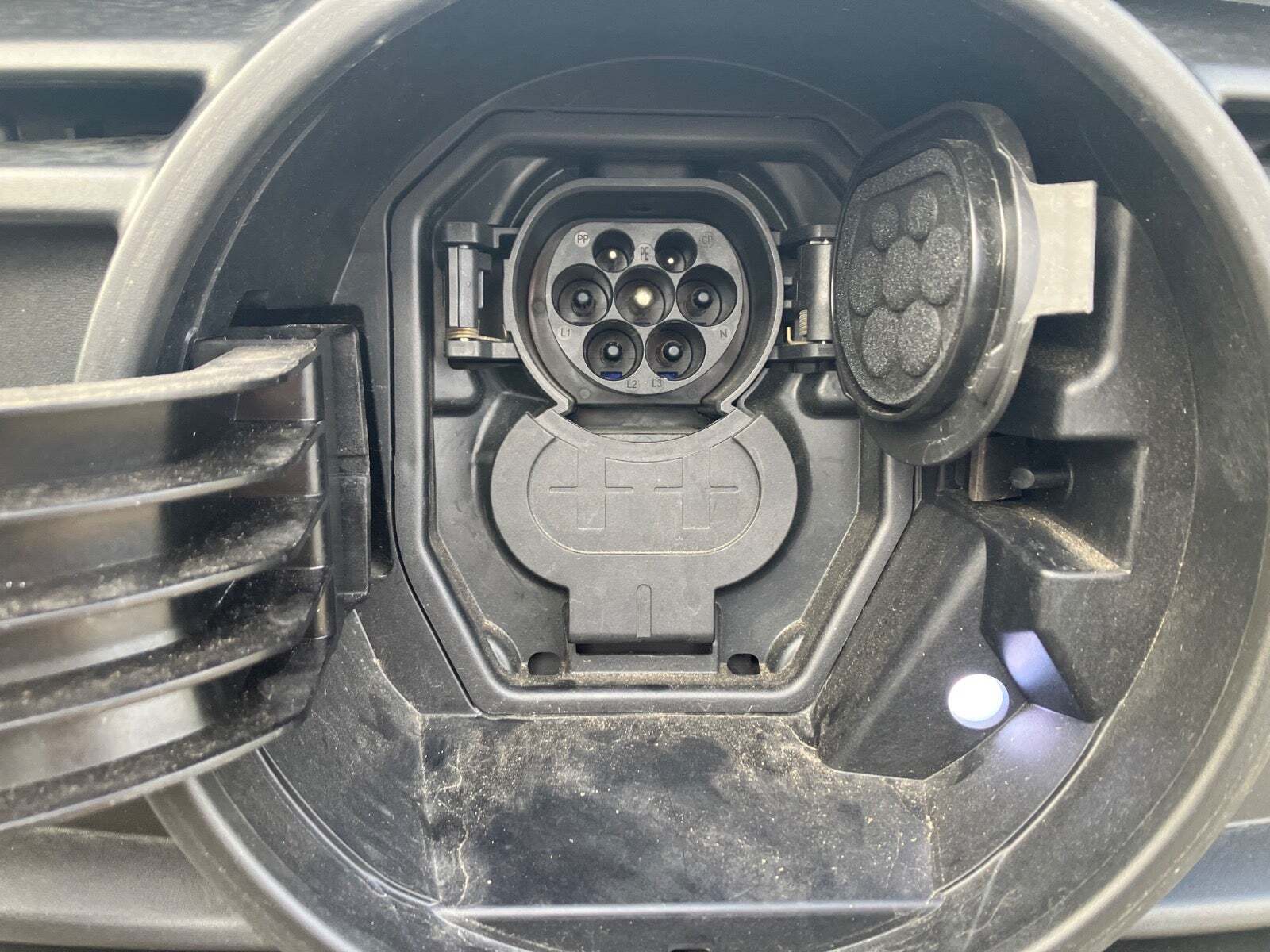 Hvid Mercedes eCitan fra 2024