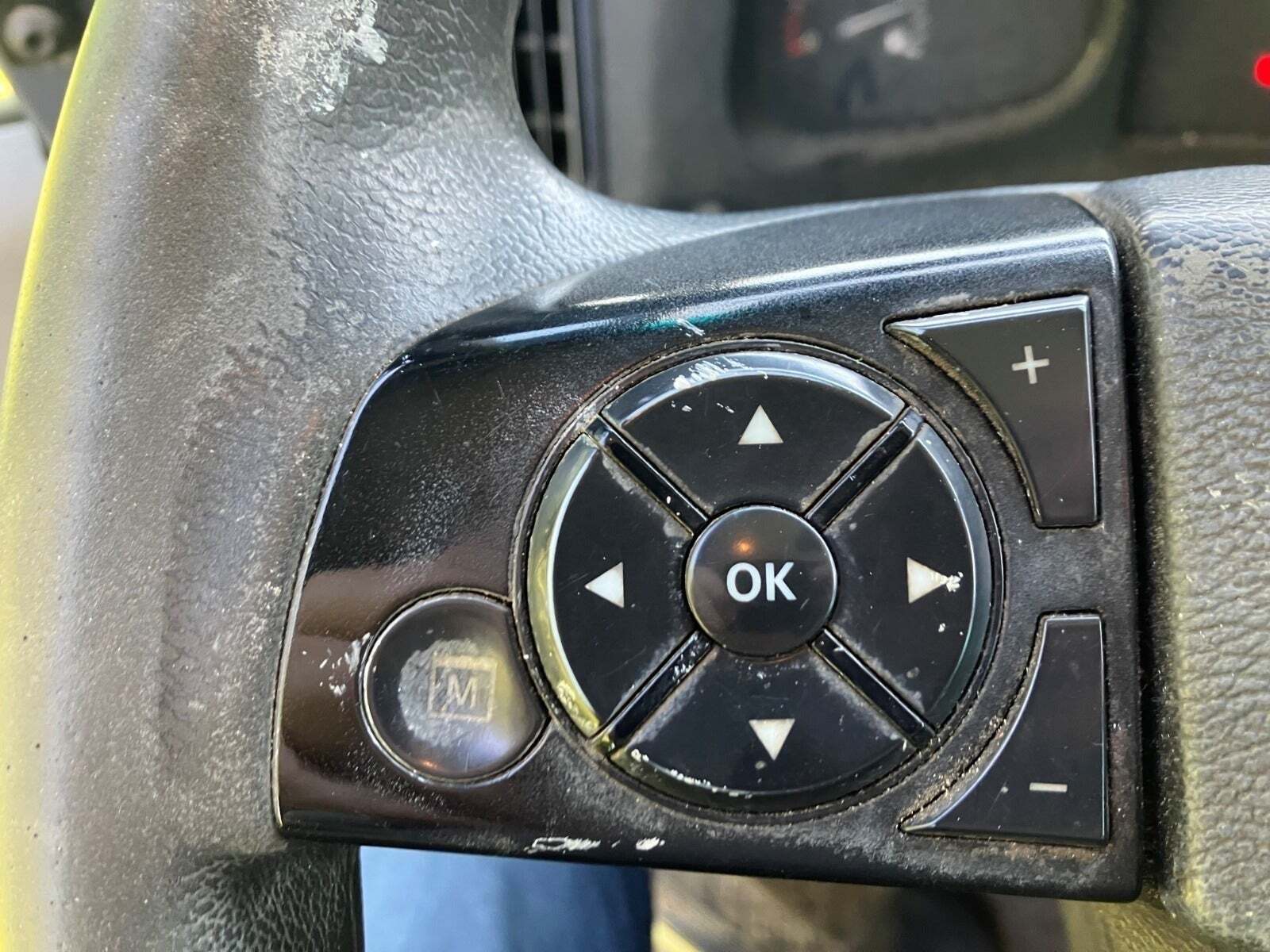 undefined Mercedes Econic 1830 fra 2016 set indefra