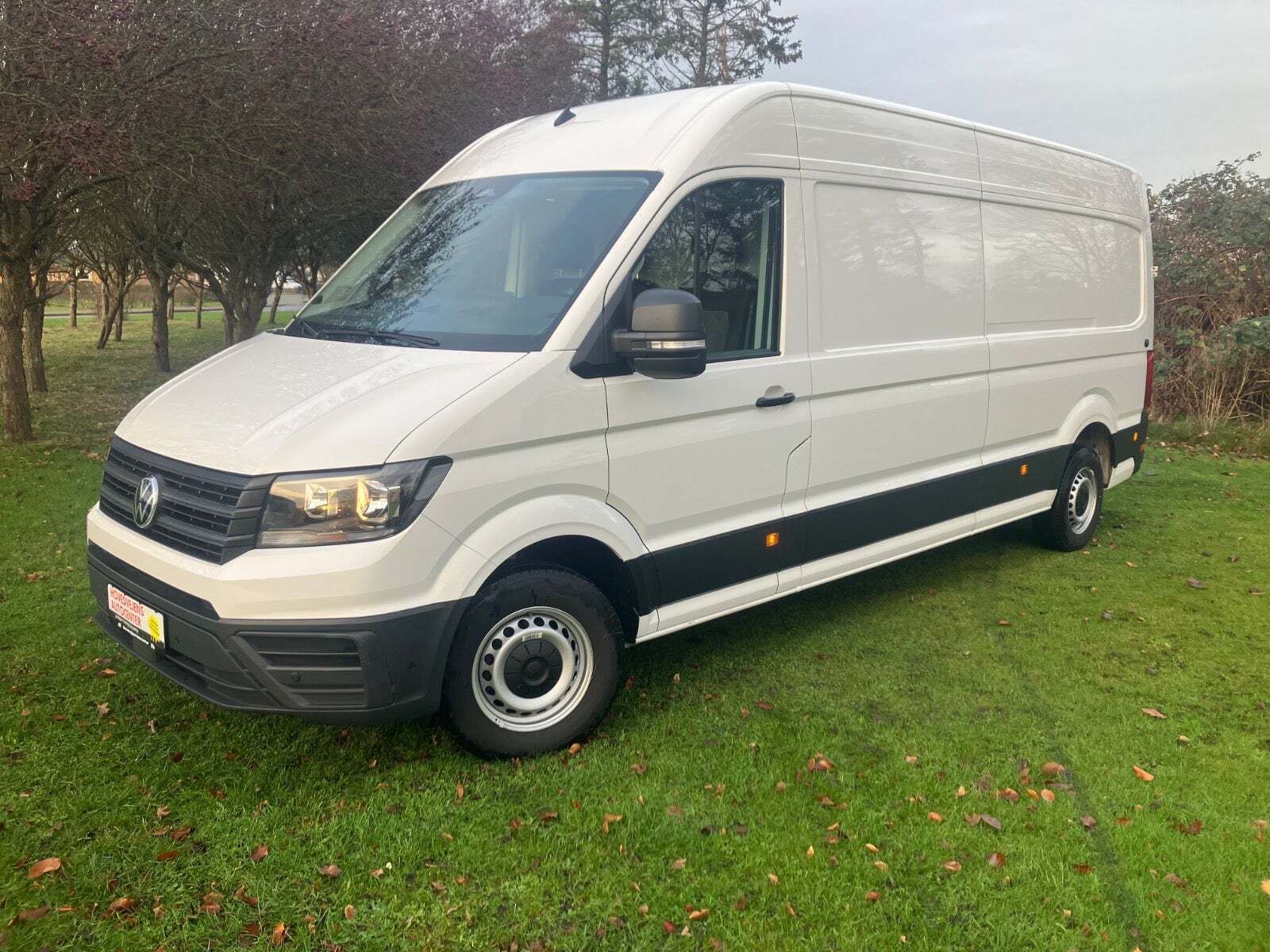 VW Crafter 35 2,0 TDi 140 Kassevogn L4H3 aut.