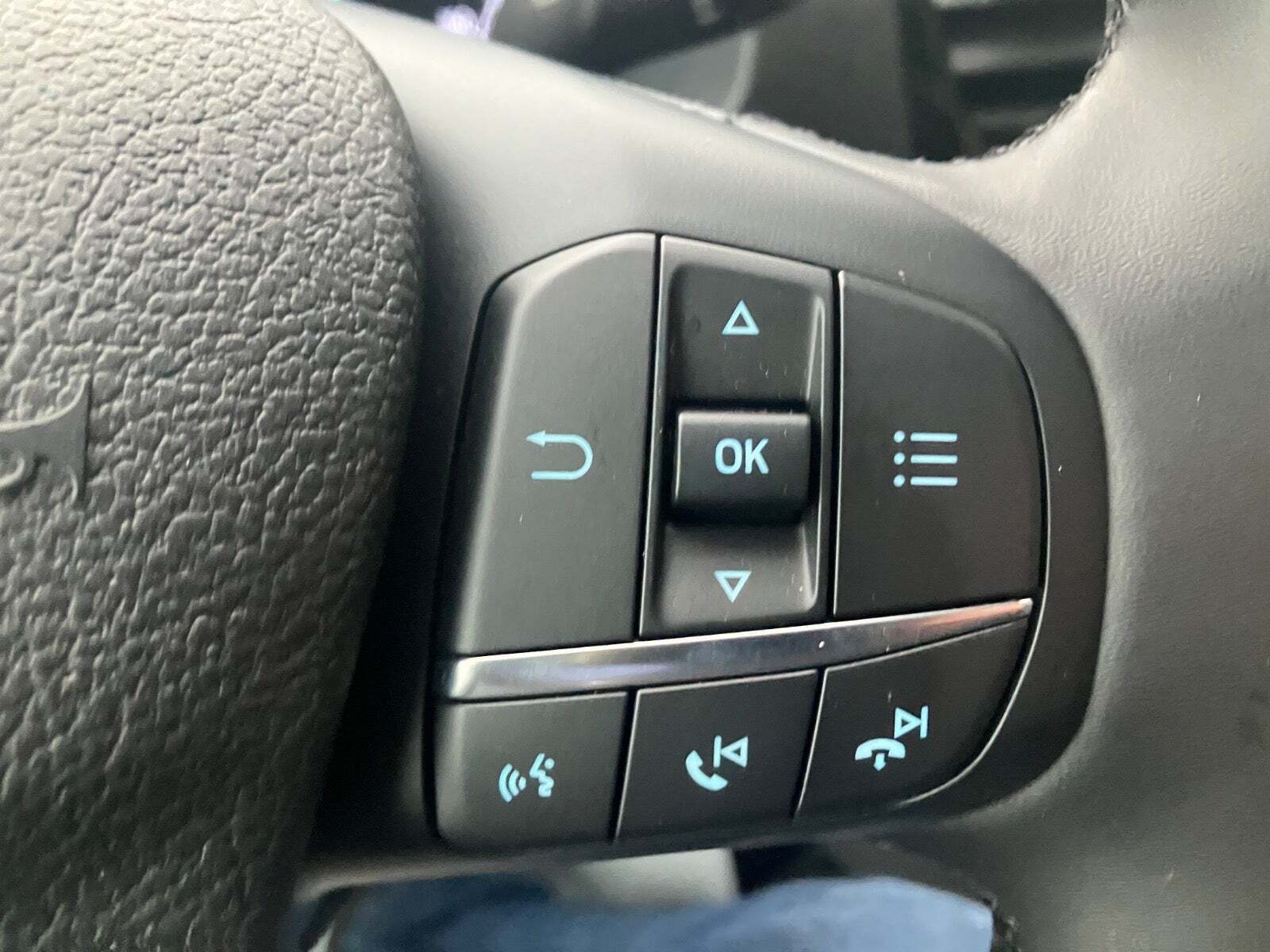 Hvid Ford E-Transit 350 L3 Chassis fra 2024