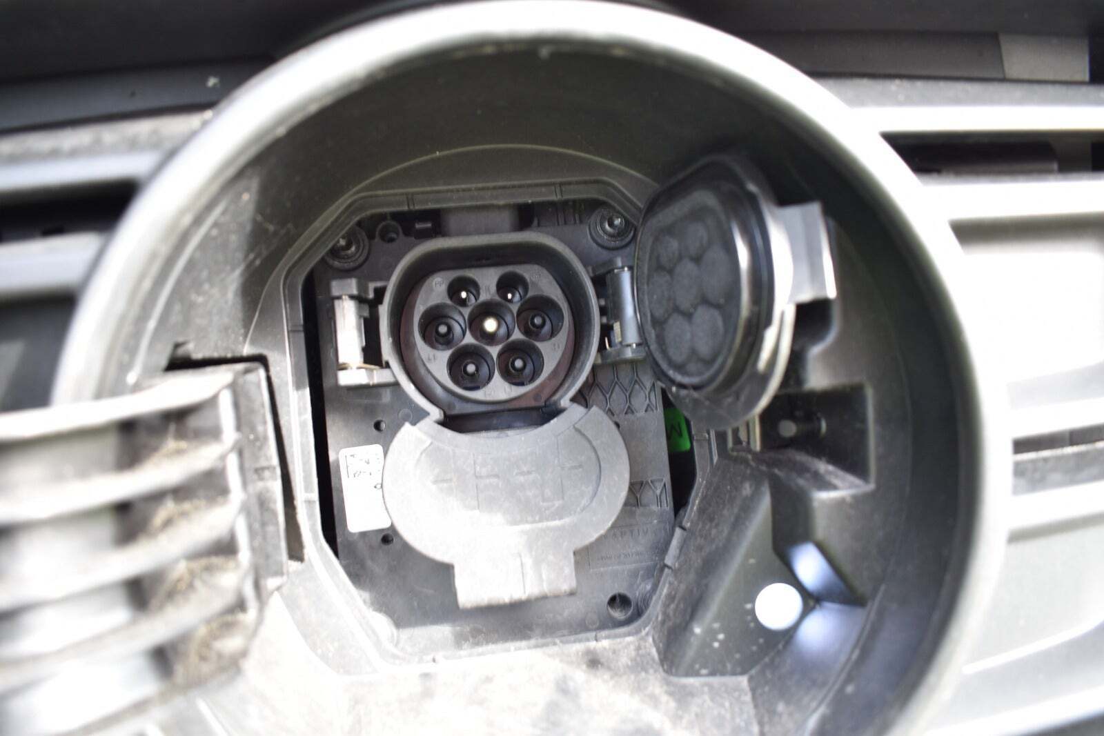 Hvid Mercedes eCitan fra 2024