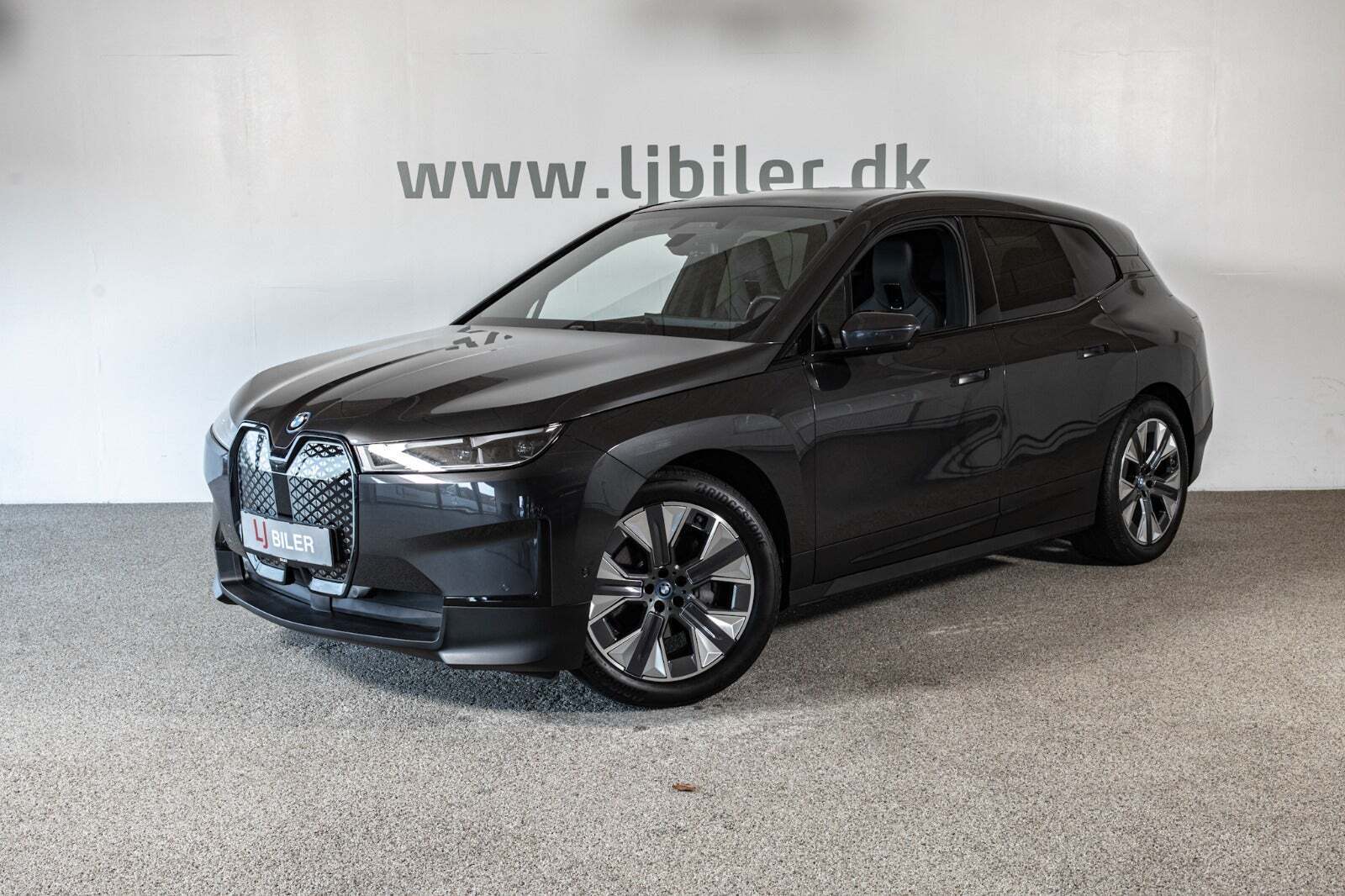 BMW iX xDrive40