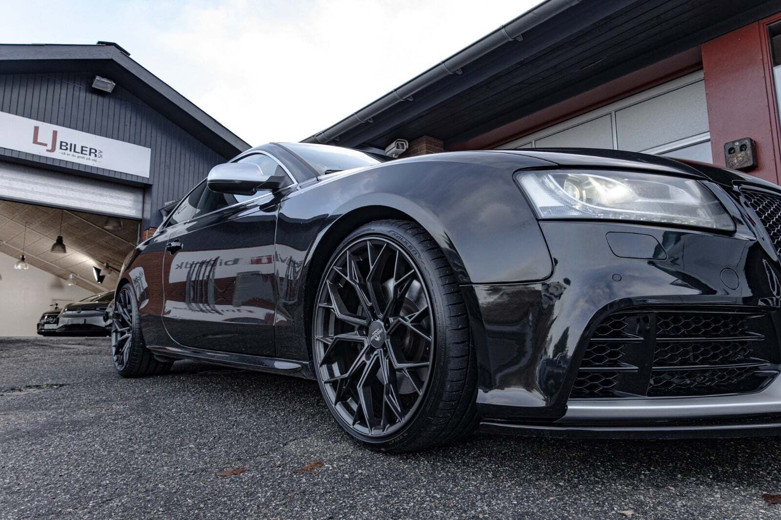 Sort Audi S5 fra 2010