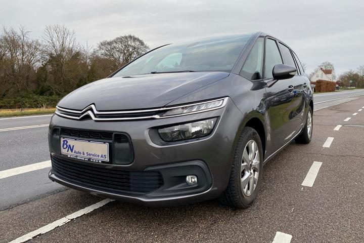 Grå Citroën Grand C4 SpaceTourer fra 2019 set udefra
