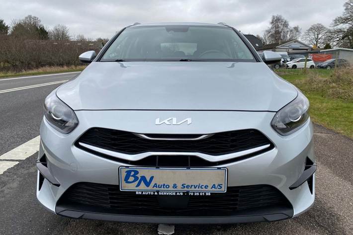 Sølv Kia Ceed fra 2022
