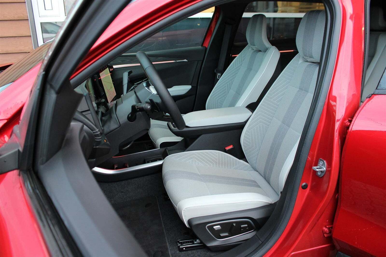 Renault Scenic E-Tech 87 Iconic