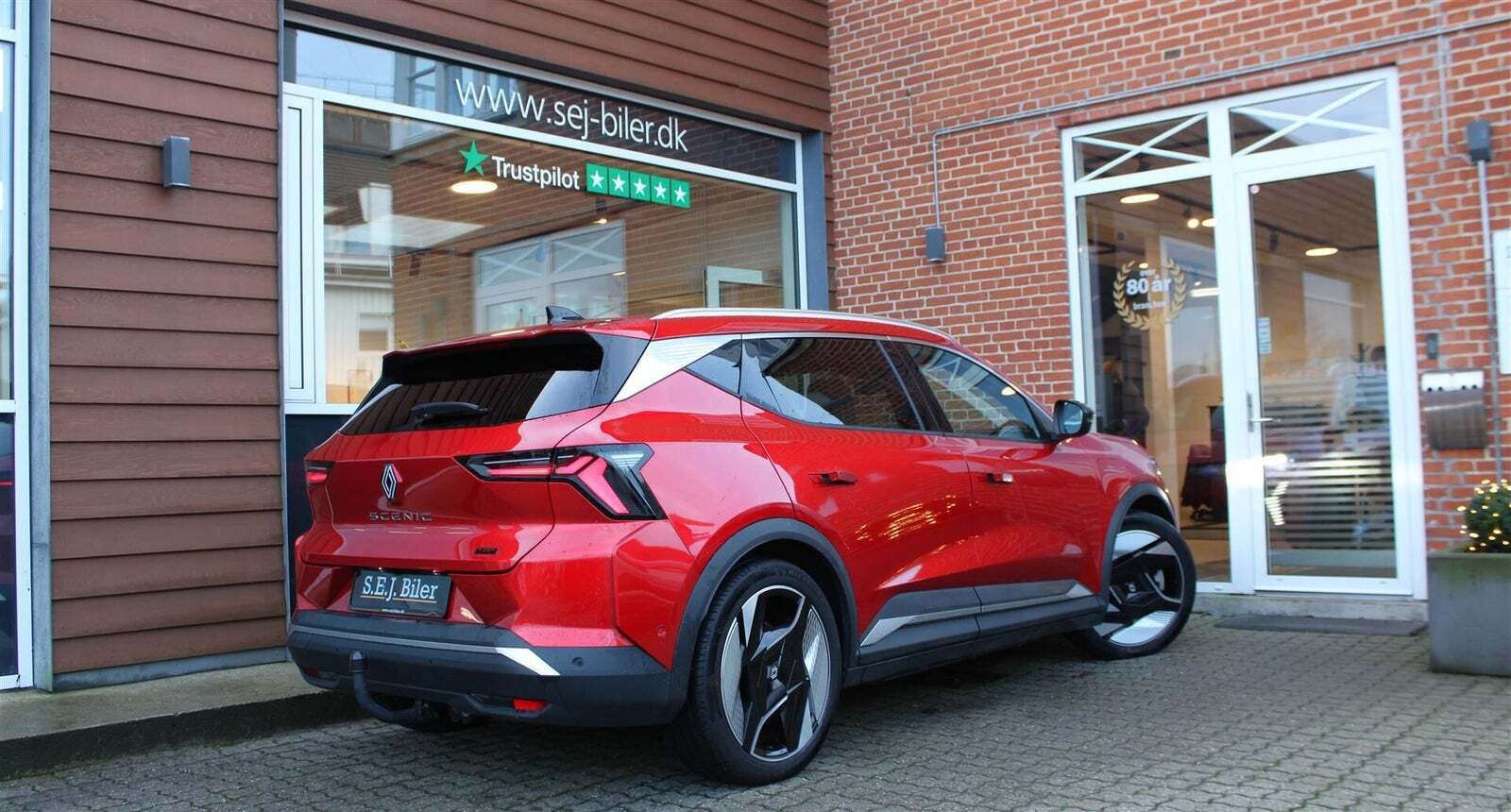 Rød Renault Scenic E-Tech fra 2024