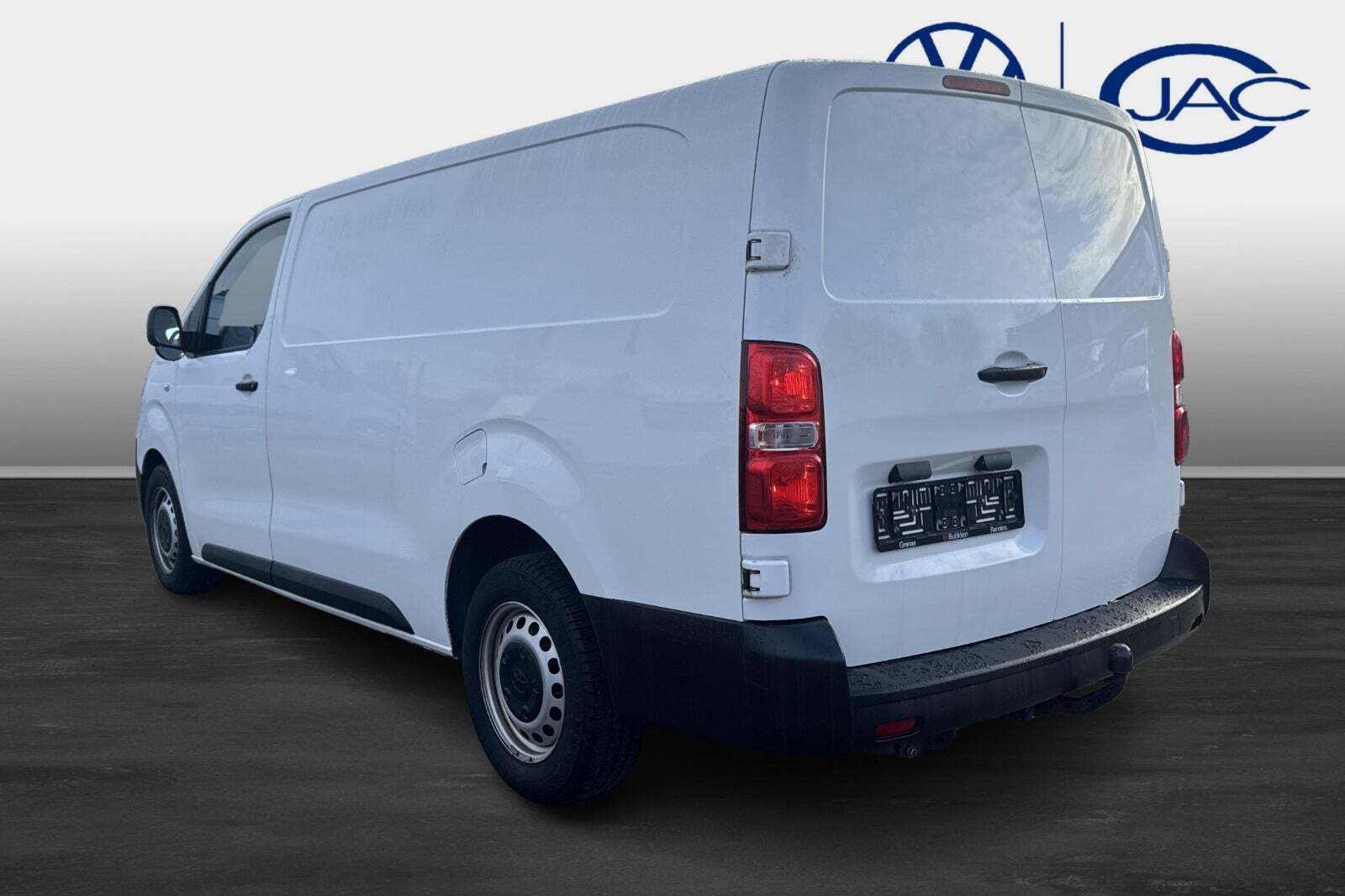 Hvid Toyota ProAce fra 2019