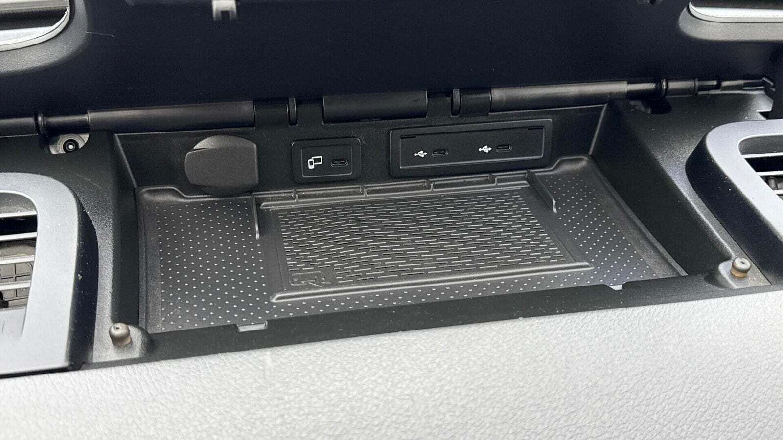 Hvid Mercedes Sprinter 317 fra 2021