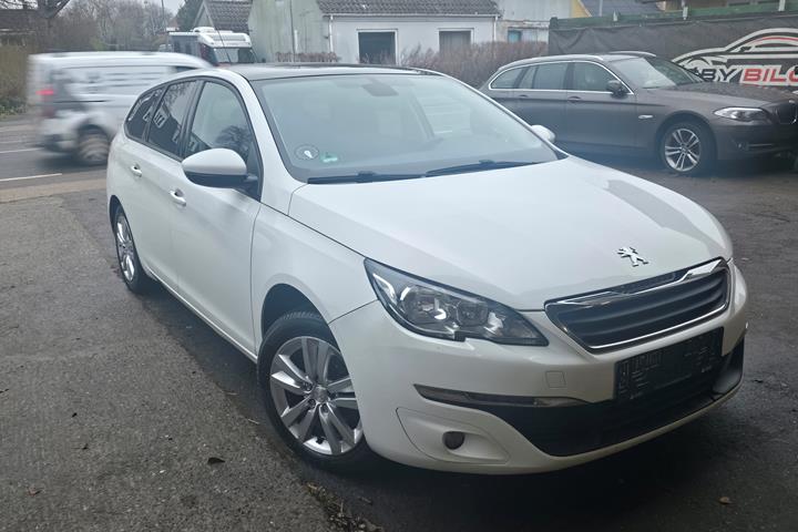 Hvid Peugeot 308 fra 2016