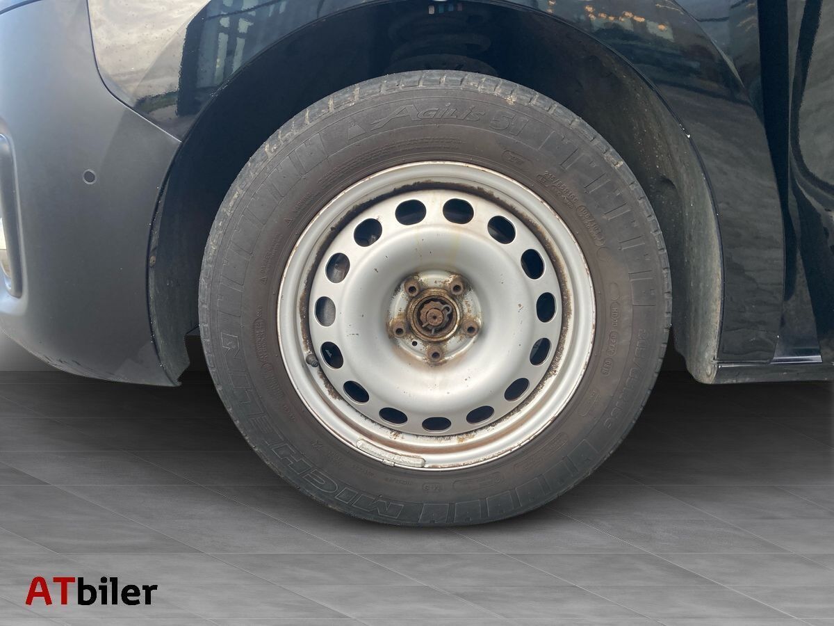 Sort Toyota ProAce fra 2021