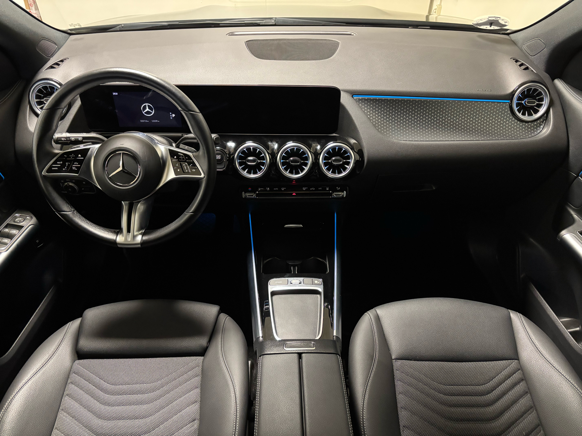 Sort Mercedes EQA 250+ fra 2024