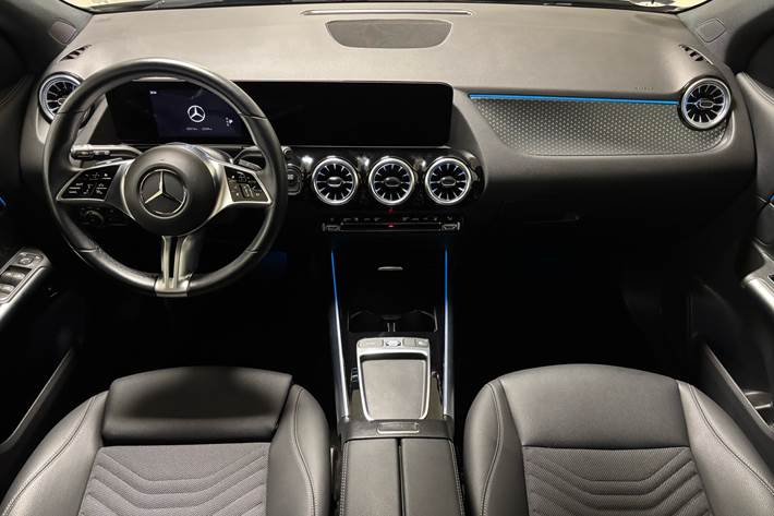 Sort Mercedes EQA 250+ fra 2024