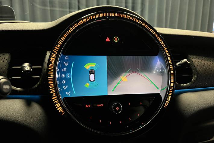 Grå Mini Cooper fra 2022