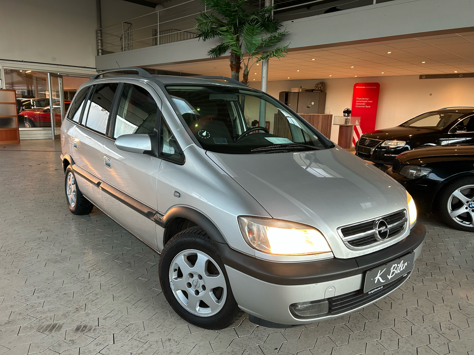 Opel Zafira 1,8 16V Elegance 125HK
