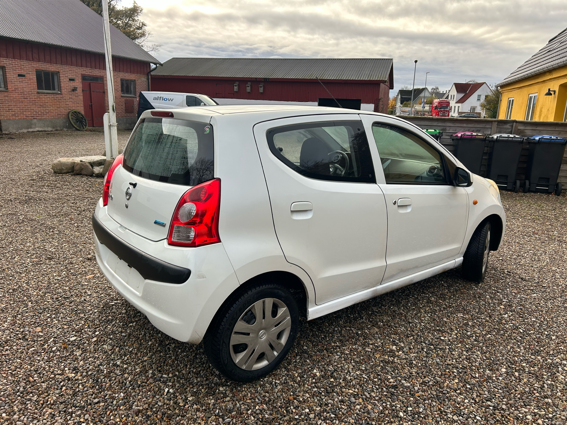 Nissan Pixo 1,0 Acenta 68HK 5d