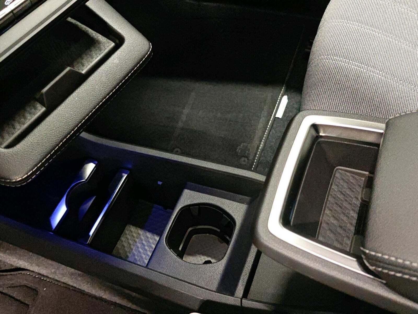 Blå Renault Megane E-Tech fra 2022