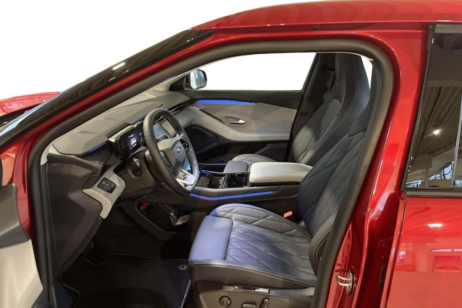 Ford Explorer 82 Premium Extended Range