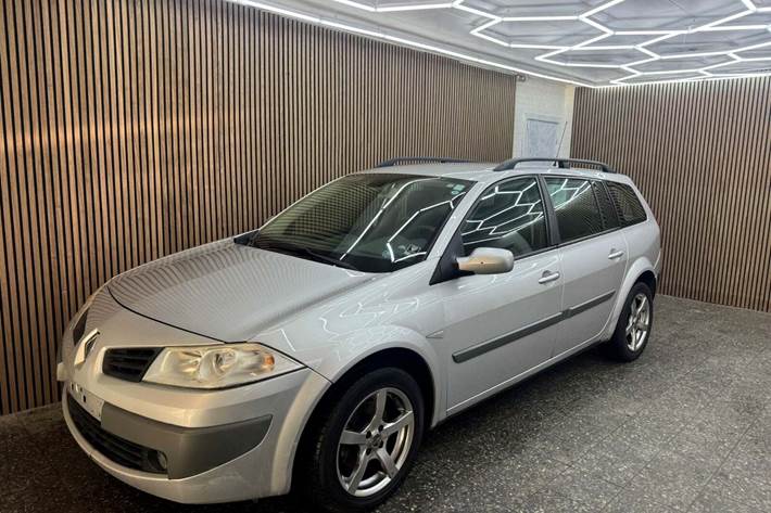 Sølv Renault Megane II fra 2007