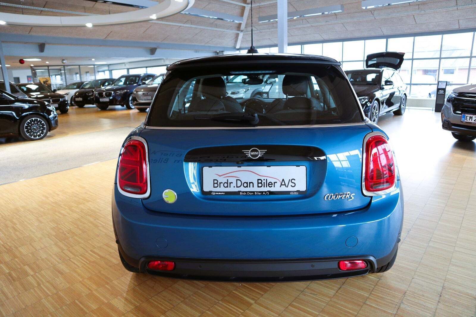 Mini Cooper SE Classic Trim