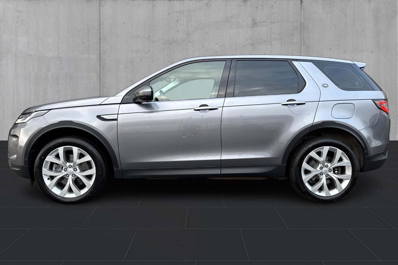 Land Rover Discovery Sport 1,5 P300e R-Dynamic SE aut.