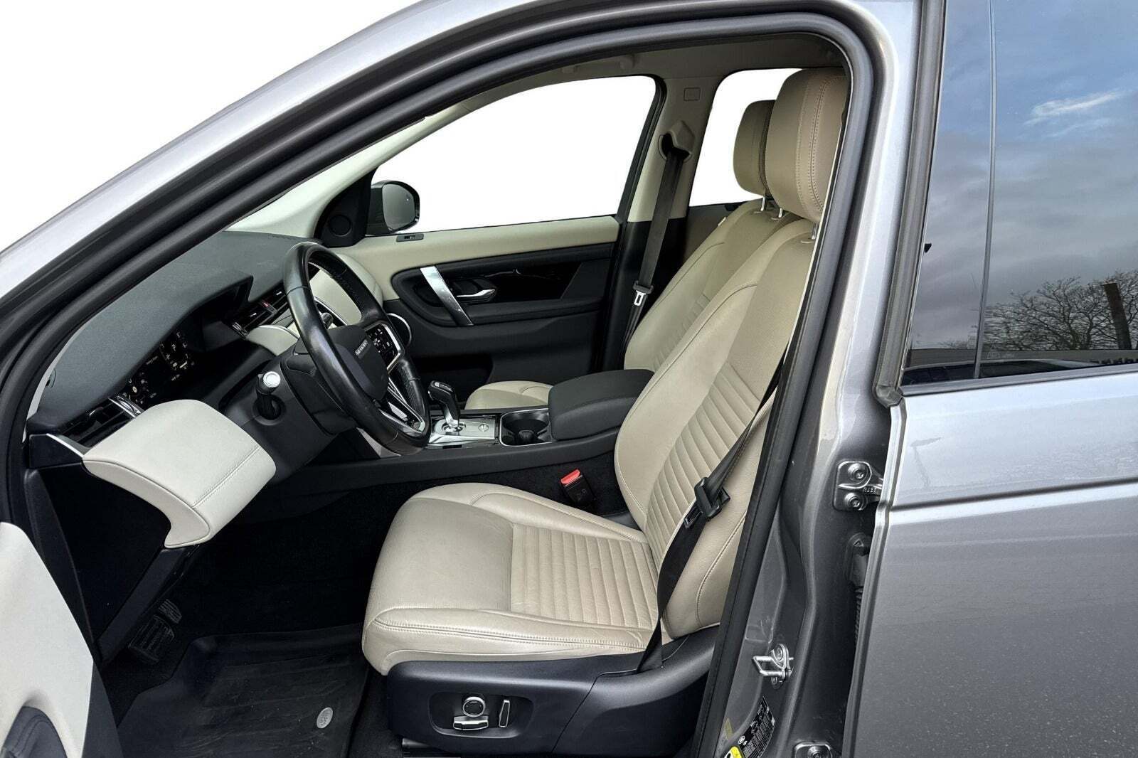 Land Rover Discovery Sport 1,5 P300e R-Dynamic SE aut.