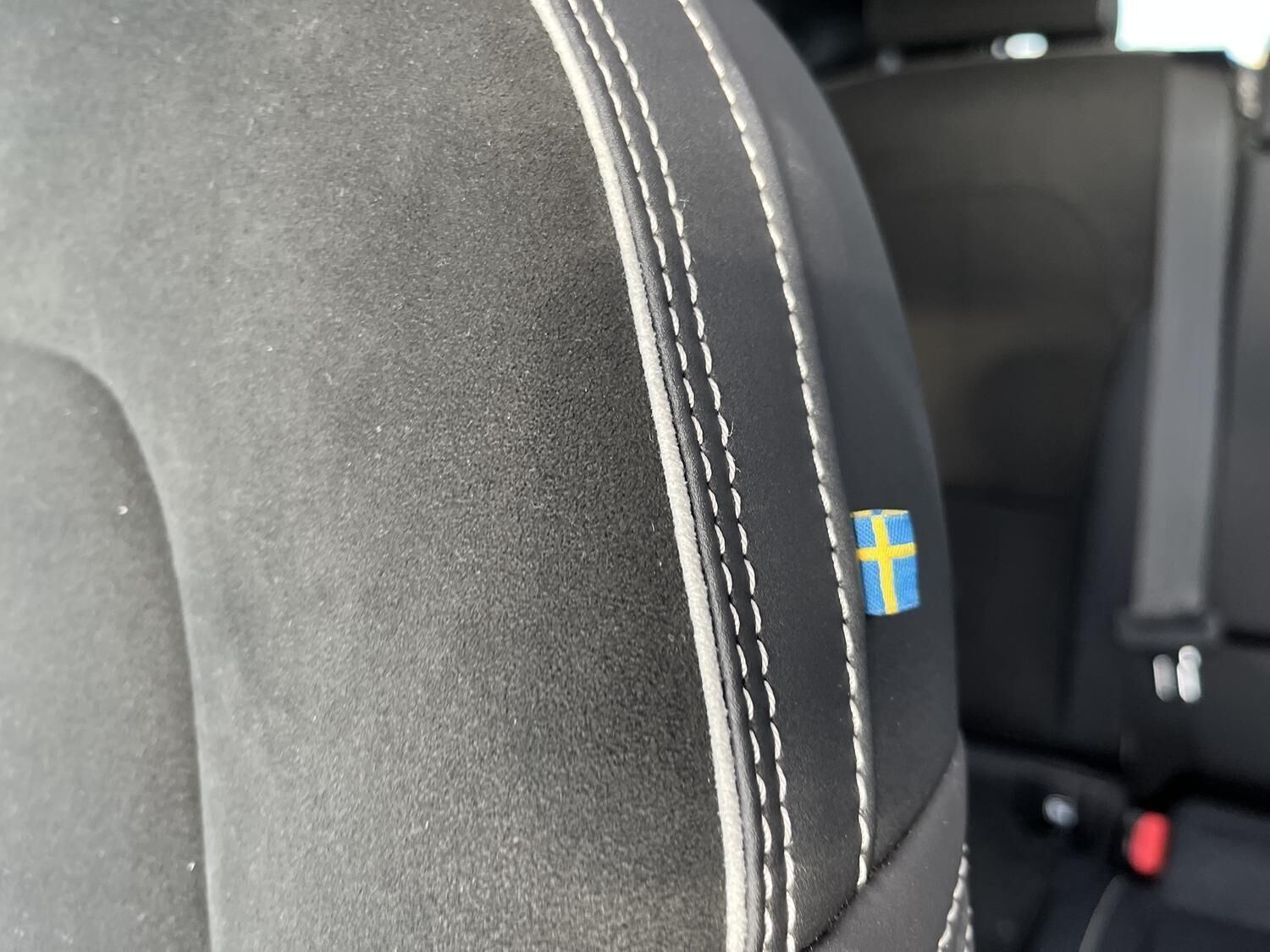 Blå Volvo C40 fra 2022