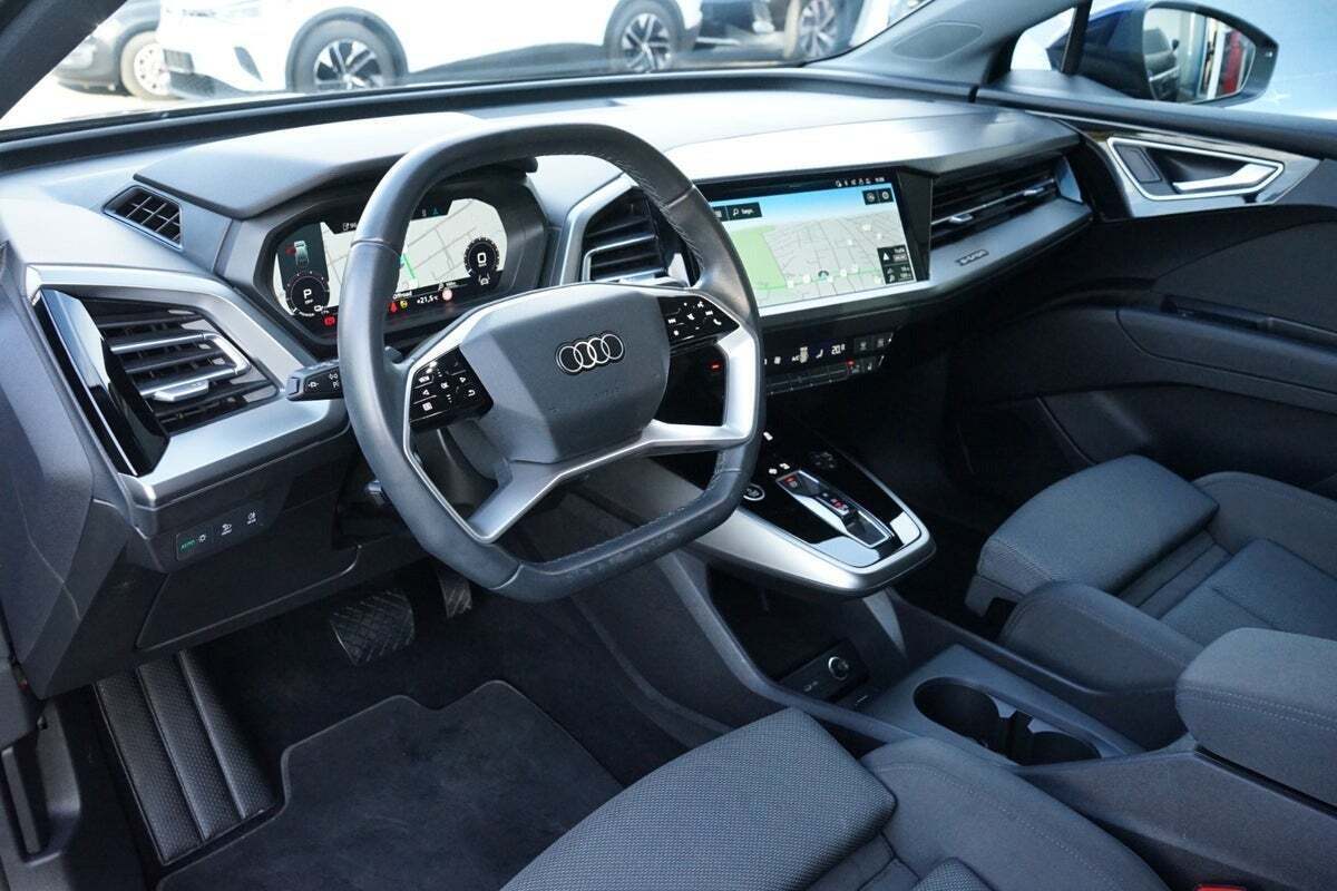 Audi Q4 e-tron 45 S-line