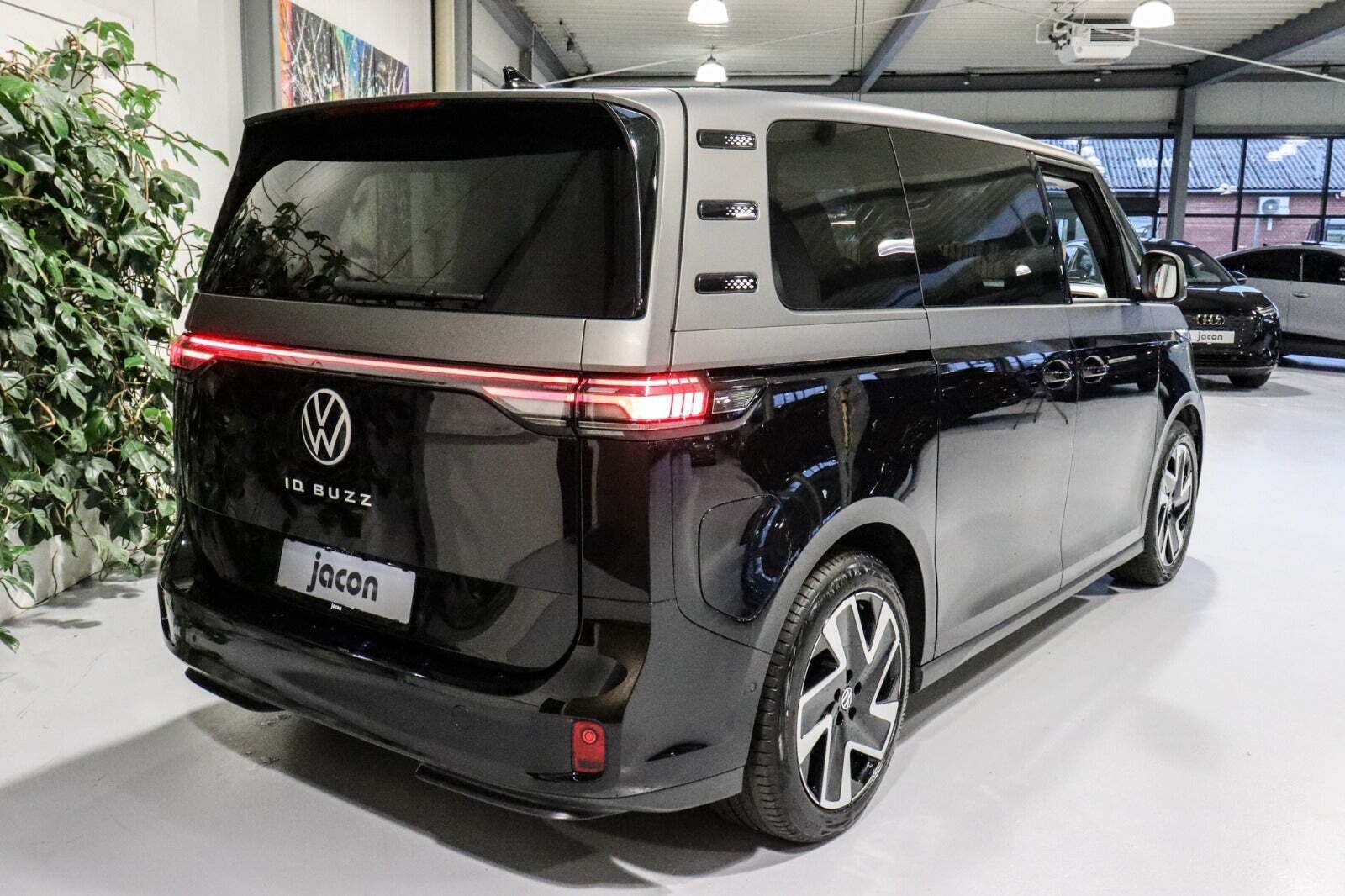 VW ID.Buzz 77 Style SWB