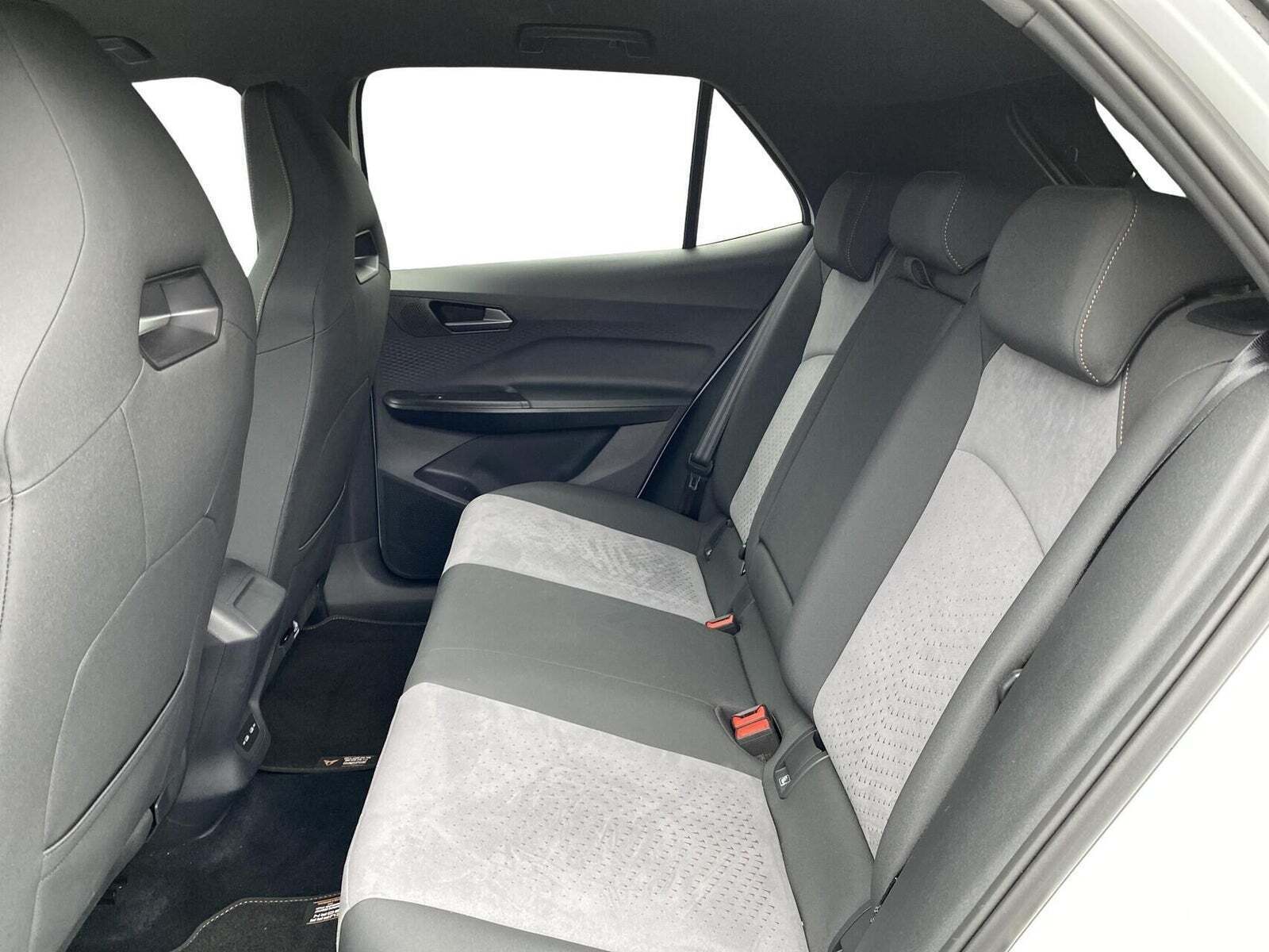 Cupra Born 58 e-Boost Dinamica Pack High