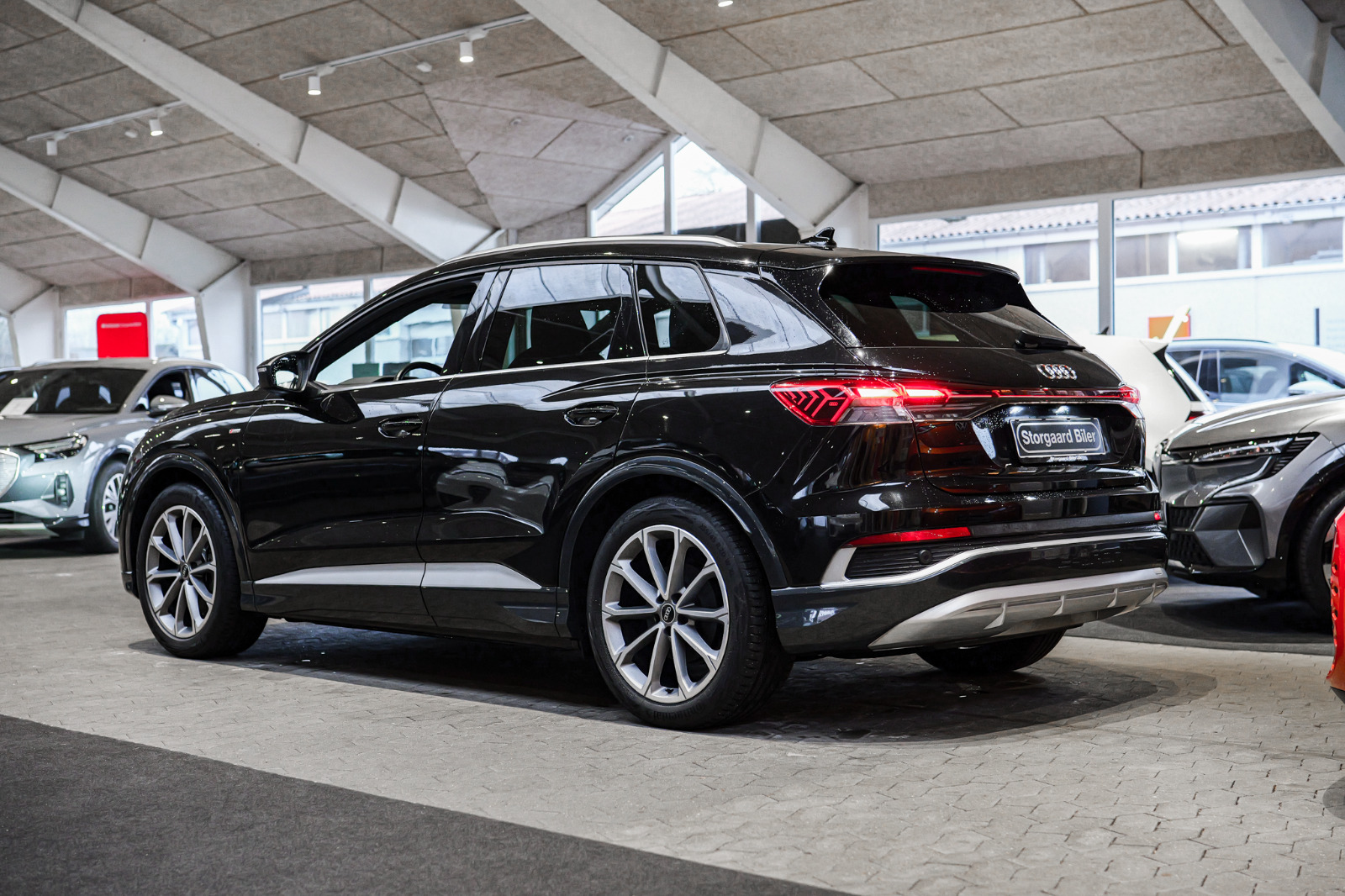 Sort Audi Q4 e-tron fra 2022