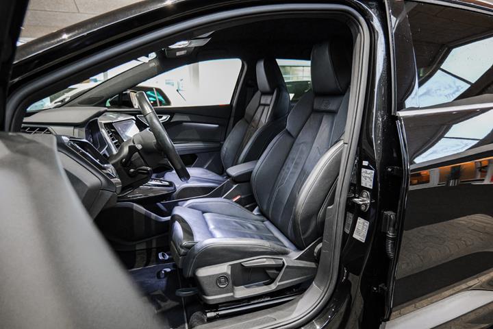 Sort Audi Q4 e-tron fra 2022