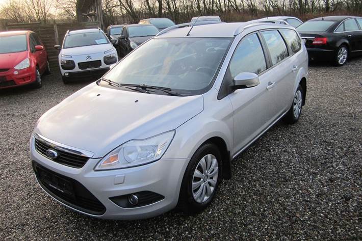 undefined Ford Focus fra 2008 set udefra