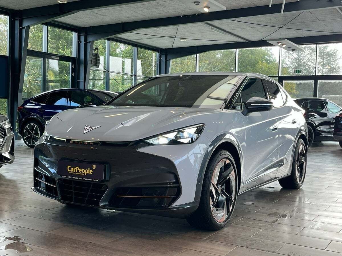 Cupra Tavascan 77 Adrenaline