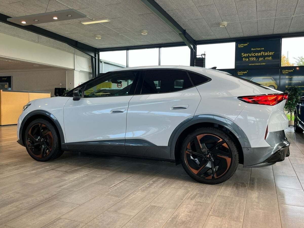 Cupra Tavascan 77 Adrenaline