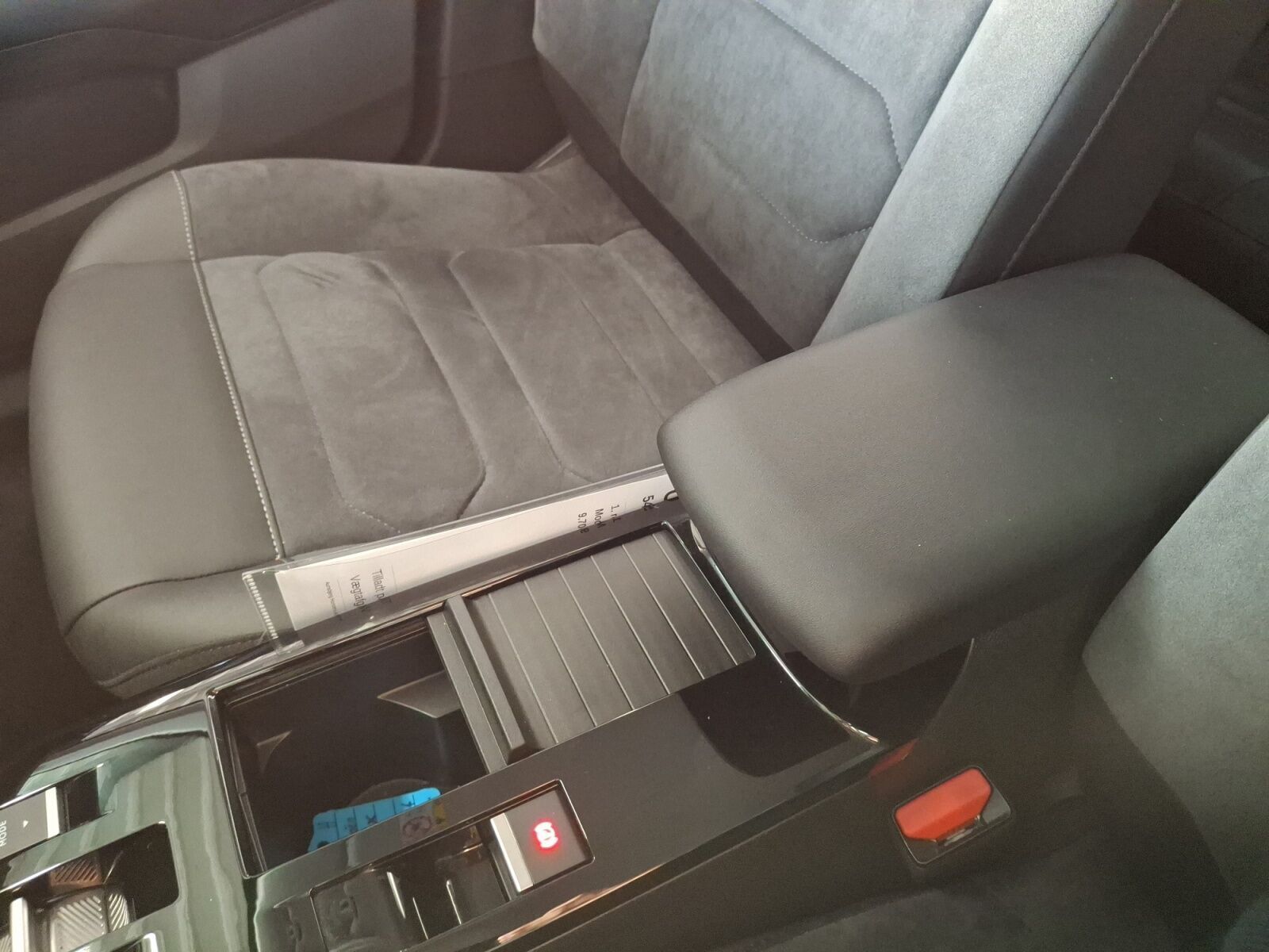 Hvid Citroën ë-C4 X fra 2024