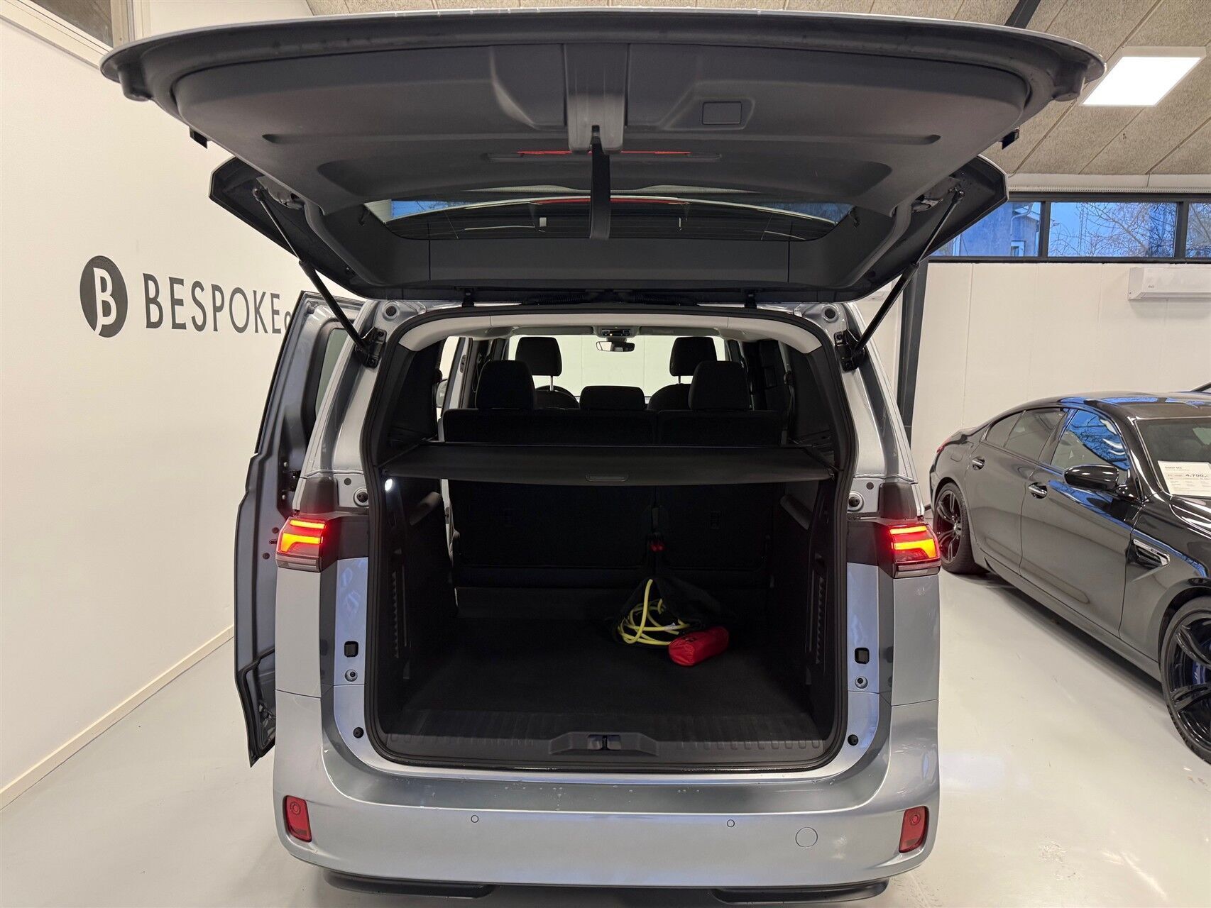 Sølv VW ID.Buzz fra 2023