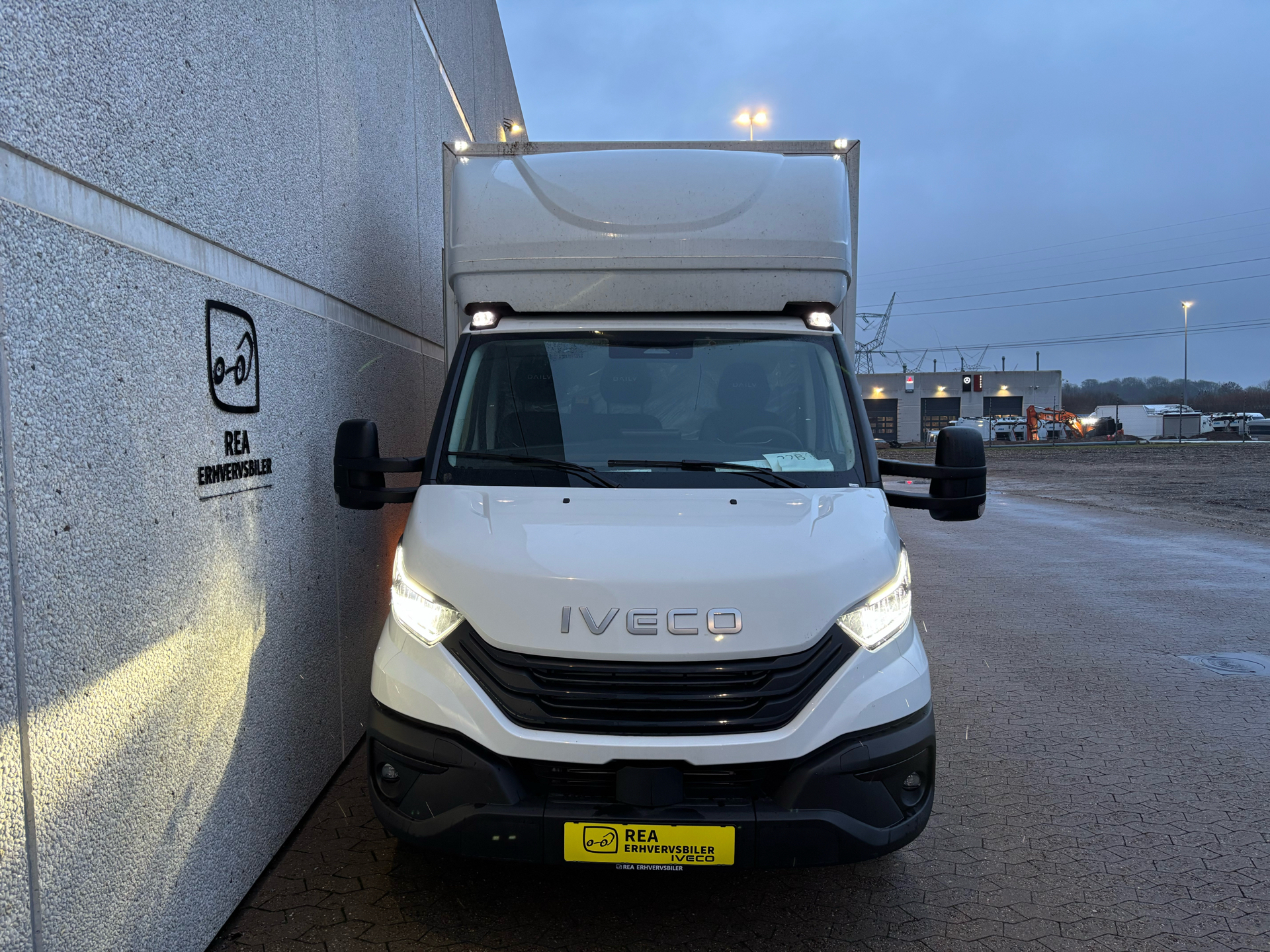 Iveco Daily 3,0 35S18 4100mm D 180HK Ladv./Chas. 8g Aut.