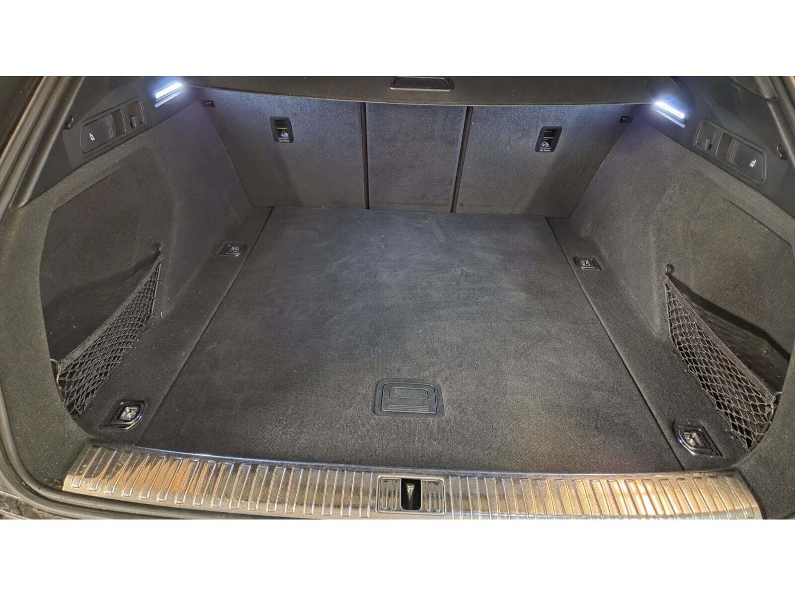 Sort Audi e-tron fra 2019