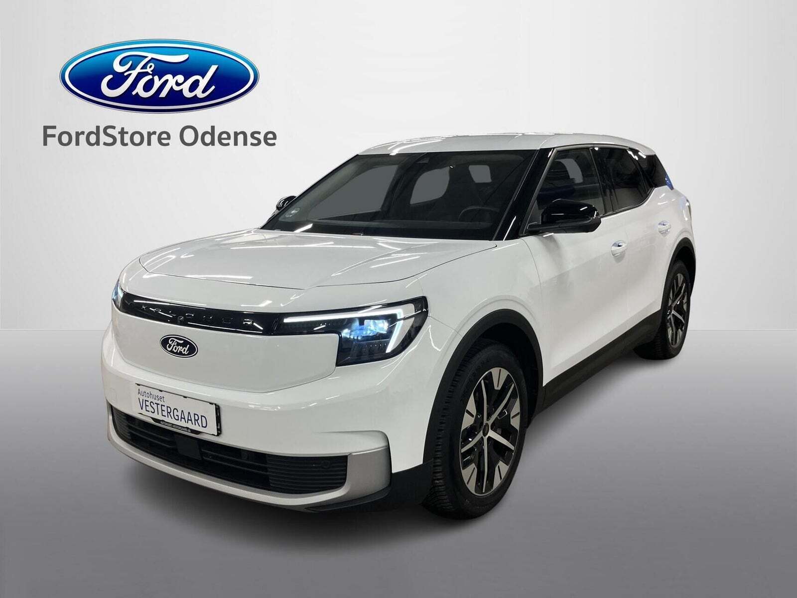 Ford Explorer 82 Select Extended Range