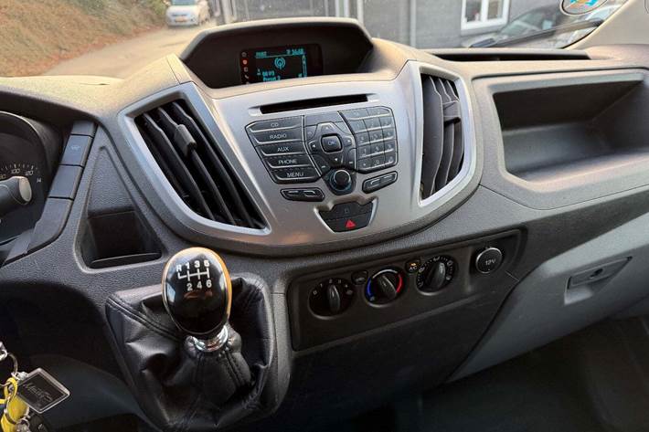 Sort Ford Transit 350 L2 Van fra 2014